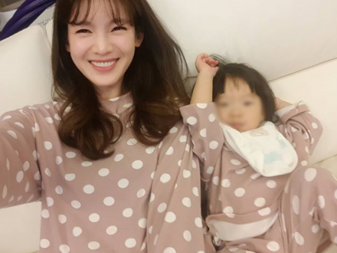 배우 정가은, 결혼 2년 만에 합의 이혼···“딸은 母가 양육”