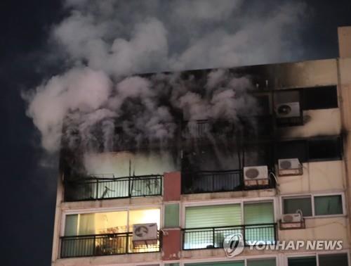 서울시 은평구 아파트서 화재···일가족 3명 사망. 사진 = 연합뉴스 제공