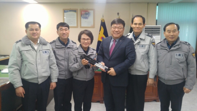 손보협회 호남본부, 화순경찰서에 교통안전물품 기증