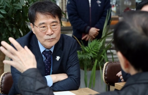 중국 사드보복에 입 연 장하성 “2월부터 좀 풀리지 않을까···”