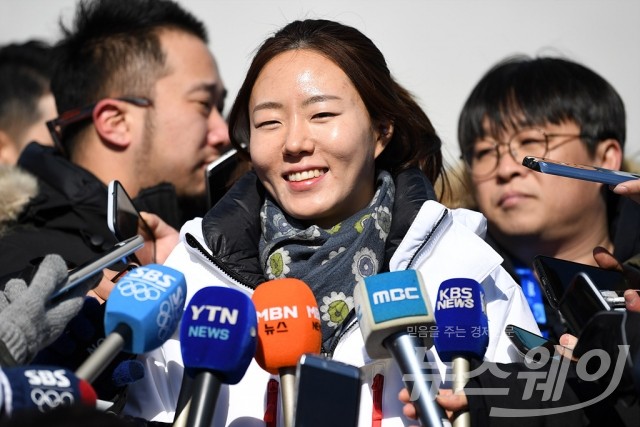 스피드스케이팅 선수단 강릉선수촌 도착. 사진=2018평창사진공동취재단