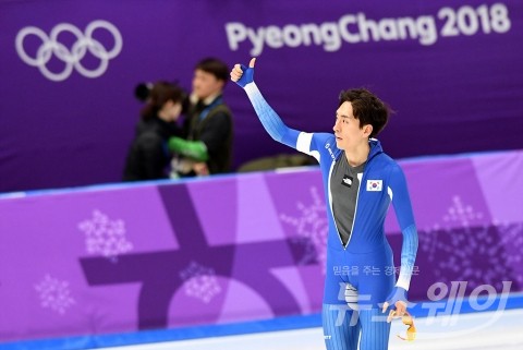 폐회식서 남북 따로 입장···南기수 이승훈·北은 김주식