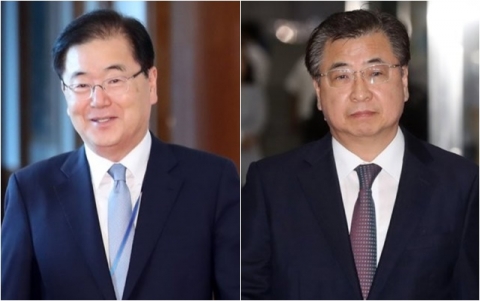 ‘사절단 핵심축’ 정의용·서훈 극찬한 정의당