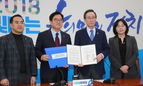 송하진 전북도지사, 한국GM 군산공장 정상화 ‘구슬땀’