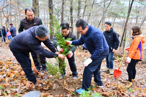 순창군, 제73회 식목일 나무심기로 힐링숲 조성