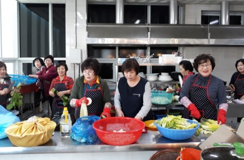 장흥군 여성단체협의회, 사랑가득 영양가득 밑반찬 전달
