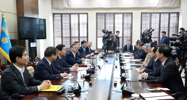 靑, ‘미국通’ 홍석현·이홍구 포함한 南北회담 자문단 확정