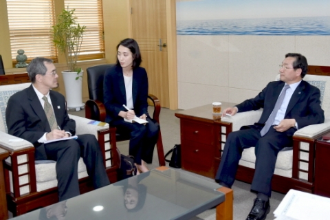 유정복 인천시장, EAAFP 사무국장과 자연환경보전 정책 협력 강화키로