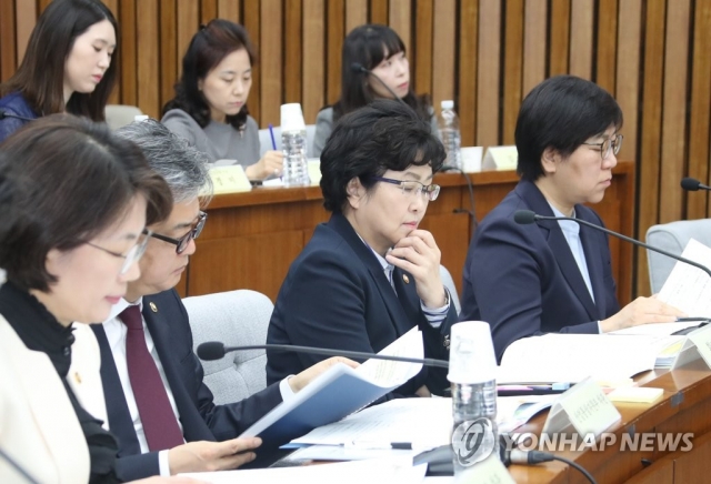 지난 9일 열린 국회 미세먼지대책특별위원회. 사진=연합뉴스 제공