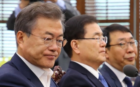 文대통령 “北美대화 취소, 당혹스럽고 매우 유감”