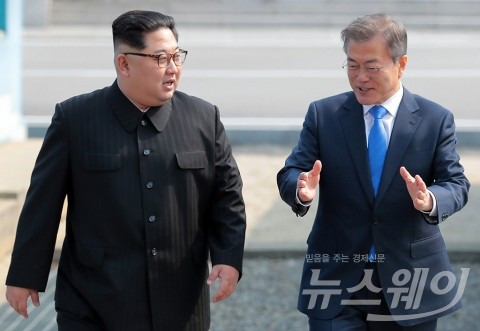 남북정상회담 이후 文대통령 지지율 ‘78%’ 고공상승
