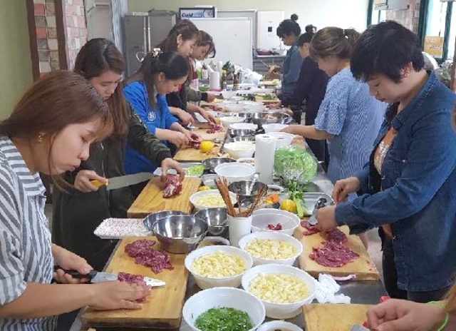 순창군 다문화센터, 결혼이주여성 대상 요리교육 운영 기사의 사진