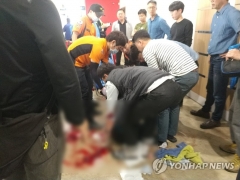 원희룡, ‘제주 제2공항 반대’ 시민에게 폭행 당해