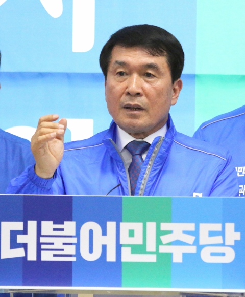 박성일 완주군수 후보,  미래세대 육성 위한 교육 공약 제시