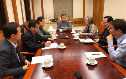 北美대화 취소에 머리 맞댄 文대통령과 NSC 상임위원들