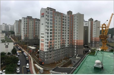 인천 검단2차 우방아이유쉘 아파트 전경.