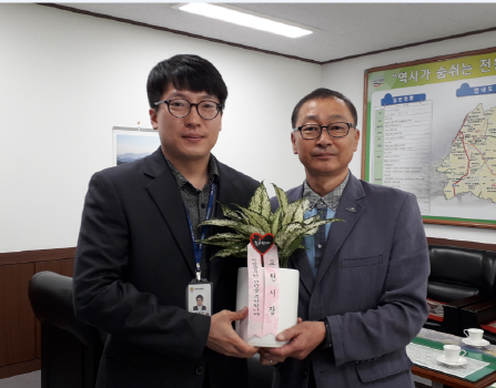 포천시 5월의 친절공무원, 이정철·조광래·김진락·김여정