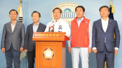 유정복 “정태옥 의원은 정계 떠나고 당은 즉각 제명해야”