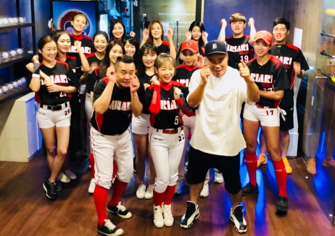 아리아리걸스 제1회 리얼야구존 스크린야구대회 성료