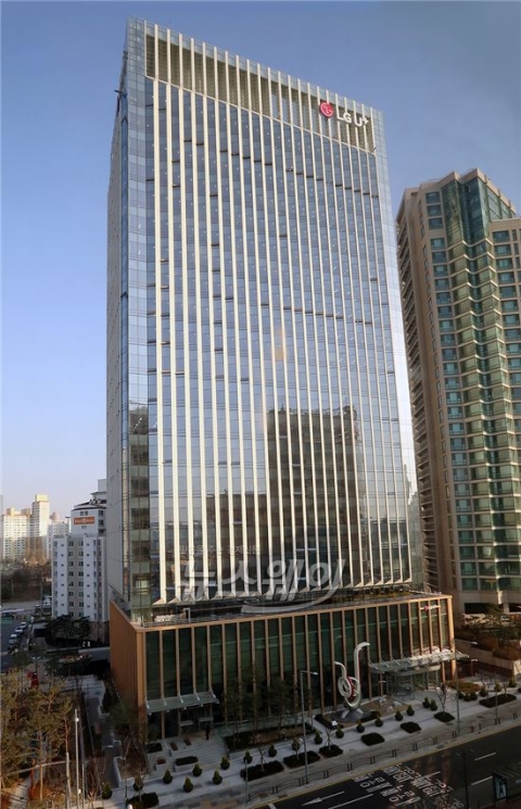 LGU+ “5G 초기경쟁 비정상적···조만간 안정화”(종합)