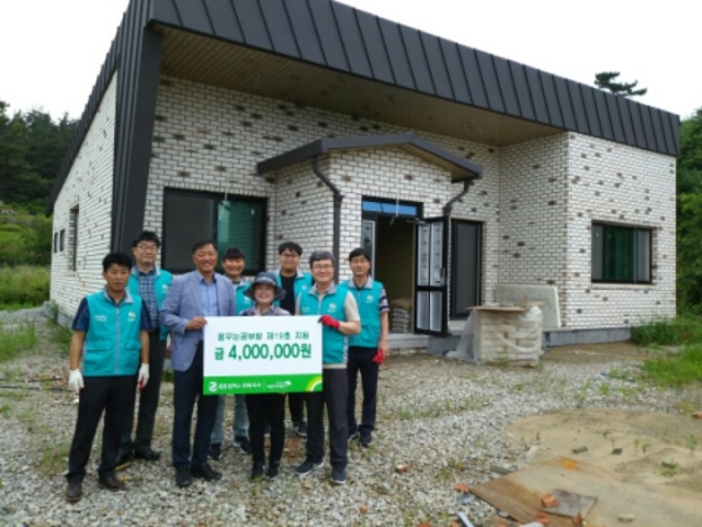 GS칼텍스 전북지사, 고창 하늘땅지역아동센터에 꿈꾸는 공부방 지원 기사의 사진