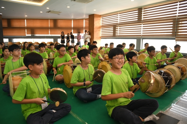 25개국 재외동포, 전주서 한국의 전통문화 배워요 기사의 사진