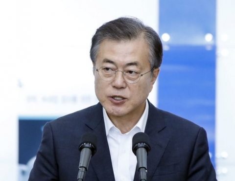 文 대통령, “어린이집 사고 해결책 조속히 세워라”