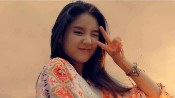 LG Q7 광고 ‘이달의 소녀 희진’ 미공개 영상 화면. 사진=LG전자 제공