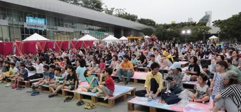 국립아시아문화전당, 아트트레일러와 아시아컬처마켓 연장 운영