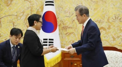 문재인 대통령, 인니 특사에 “한반도 비핵화 지지에 감사”