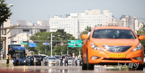 111년 만의 최고 폭염···서울 낮 기온 39도, 온열질환관리 유의
