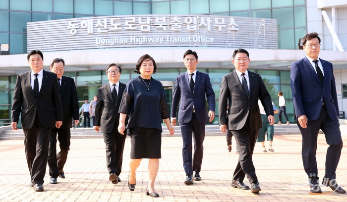 현대그룹 “개성공단·금강산관광 재개 희망” 기사의 사진