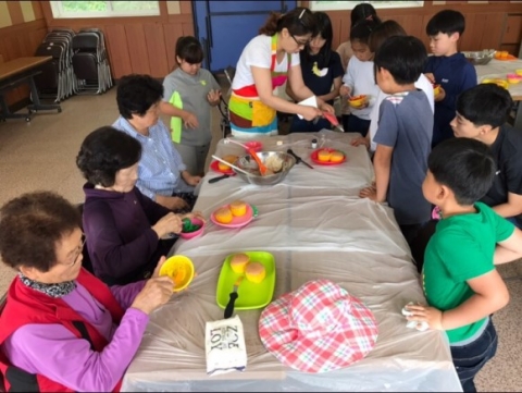 고창군 성내 청소년 문화의 집  ‘쿡 앤 쑥쑥’ 프로그램 진행