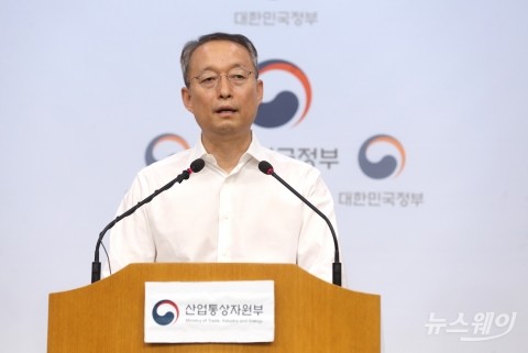 백운규·채희봉 곧 소환···‘원전 수사’ 칼끝 윗선으로