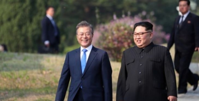 문재인 대통령과 김정은 북한 국무위원장. 사진=연합뉴스 제공