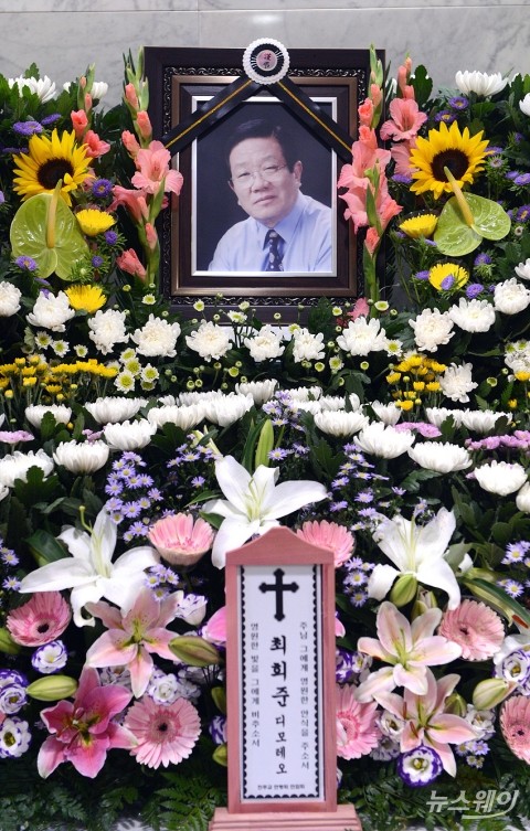 ‘하숙생’ 부른 원로가수 최희준 별세···그는 누구?