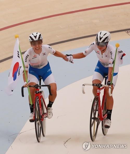 한국 사이클, 여자 매디슨 金···나아름 ‘4관왕’