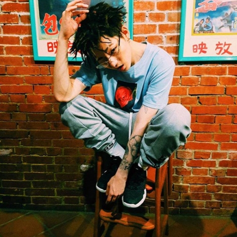 지코, 블락비 활동 접나?···계약만료 앞두고 불거진 탈퇴설