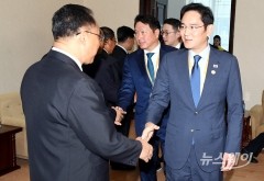 농해수위, 방북 대기업 총수 국감 증인신청 ‘눈살’