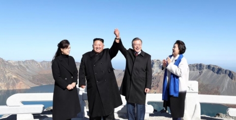 문 대통령 방북 성적표··비핵화·경제발전 시동건다