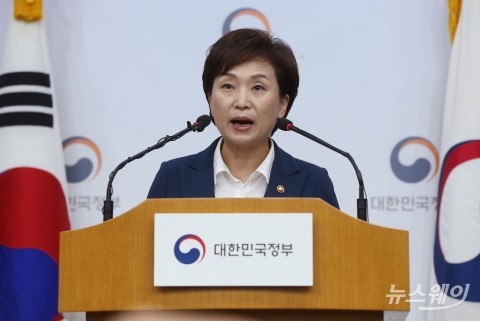 민간택지 분양가상한제···“공급 줄고 풍선효과”vs“장기적 집값 안정”