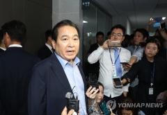 심재철 의원실 압수수색에 한국당 집결 “야당 탄압” 반발
