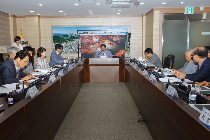 정읍시 , 연지아트홀 걸어가는 길 간판개선사업 최종 용역보고회 개최 기사의 사진