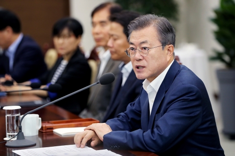 문 대통령, 靑인사 사칭사기 특별지시···“국민께 알리라”