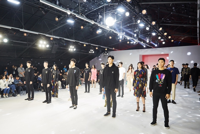 스페셜 콘셉트 패션쇼에 참가한 한국프로농구연맹 선수들