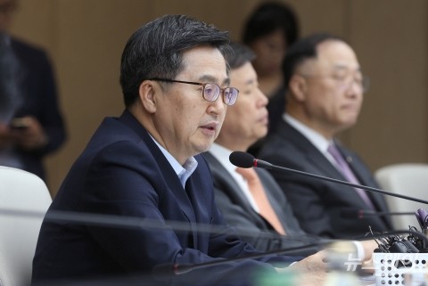 김동연 “대통령께 사의 전달한 적 있어”