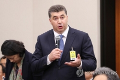 국감 출석한 한국GM 사장 “철수 계획 없다”