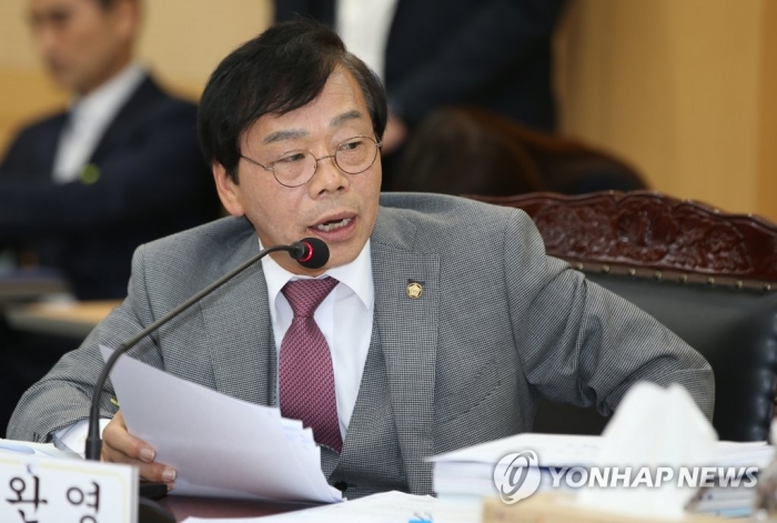 이완영 자유한국당 의원. 사진=연합뉴스 제공