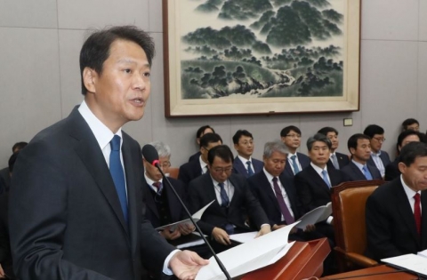 장하성  “경제 어렵다에 동의, 위기는 표현 과해”