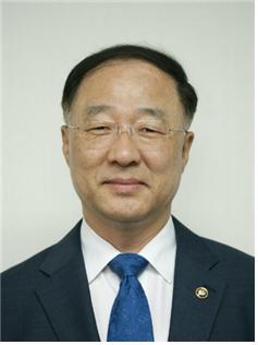 홍남기 경제부총리 내정자⋯경험 풍부한 ‘예산통’